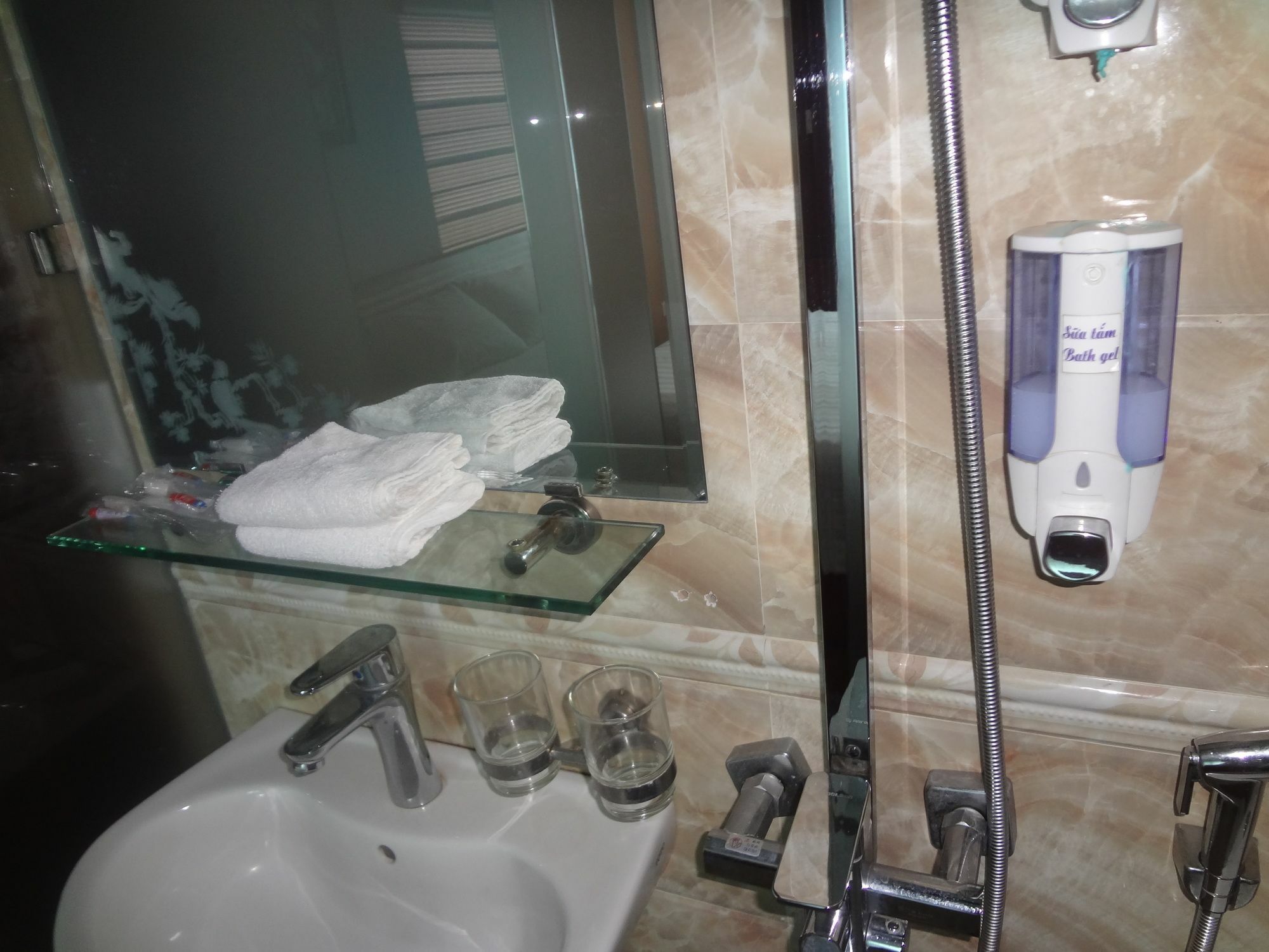 Hanoi Airport Hotel - Convenient & Friendly Noi Bai Luaran gambar
